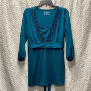 Motherhood Maternity green size XL long sleeve top